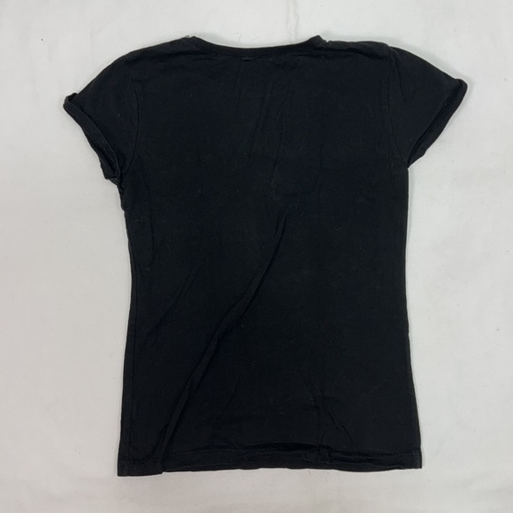 1585 descendant Disney shirt - Picture 6 of 6